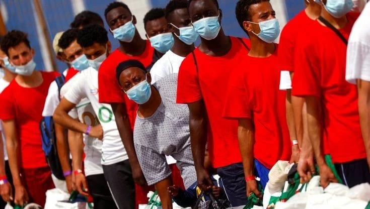 Un patto a tre sui migranti tra Germania Francia e Italia