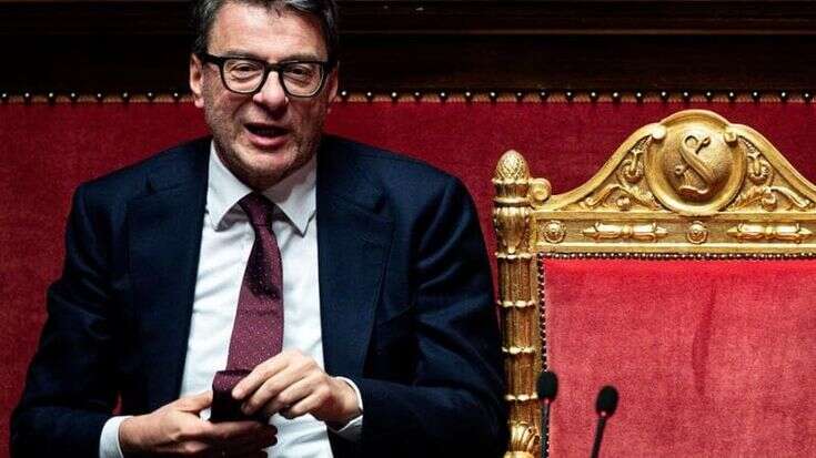 Giorgetti ministro delle Finanze dell’anno per FT: “Compito ingrato, bene su rapporto debito-pil”