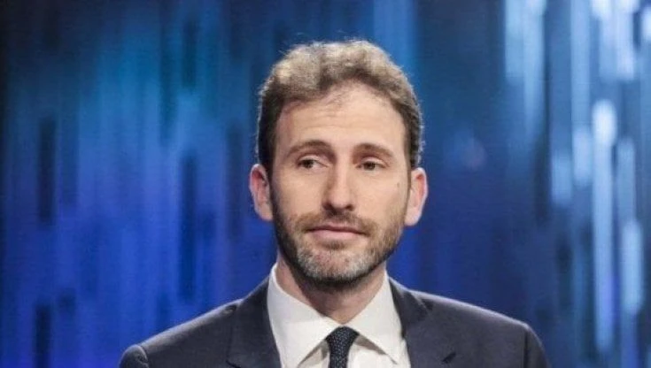 M5S, battaglia con Casaleggio a colpi di diffide. Crimi: 