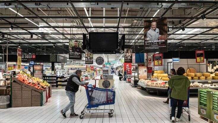 Supermercati e centri commerciali aperti il Primo Maggio a Milano: ecco dove fare la spesa