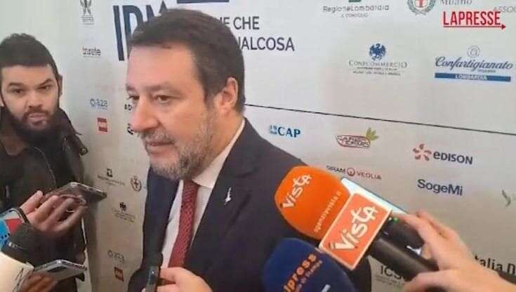 Unicredit, Salvini: 