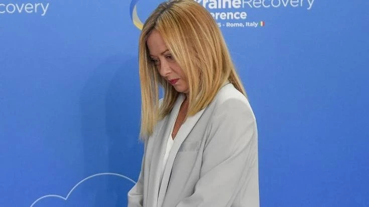 Sondaggi politici, FdI cala di oltre un punto. Cresce il M5S