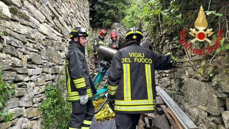 Incidente sul lavoro a Laglio, morto un 39enne rimasto schiacciato da un escavatore