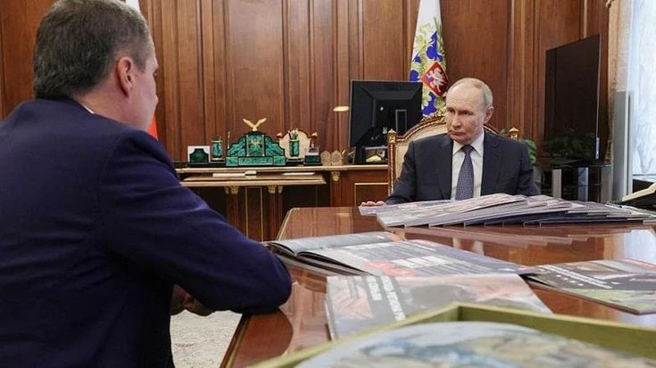 Guerra Ucraina - Russia, news. Putin: usare parole straniere in documenti ufficiali è una minaccia