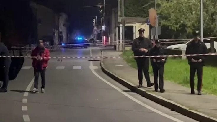 Crema, ventenne ucciso a coltellate: l'aggressore ha 17 anni. Le indagini sul luogo del delitto