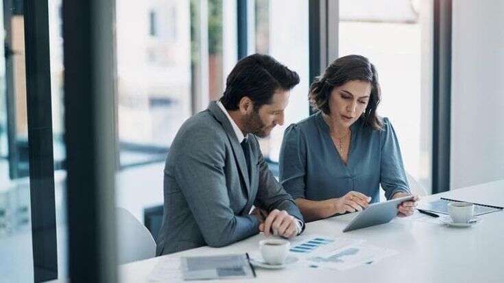 Servizi finanziari, aumenta la presenza di donne in ruoli di leadership