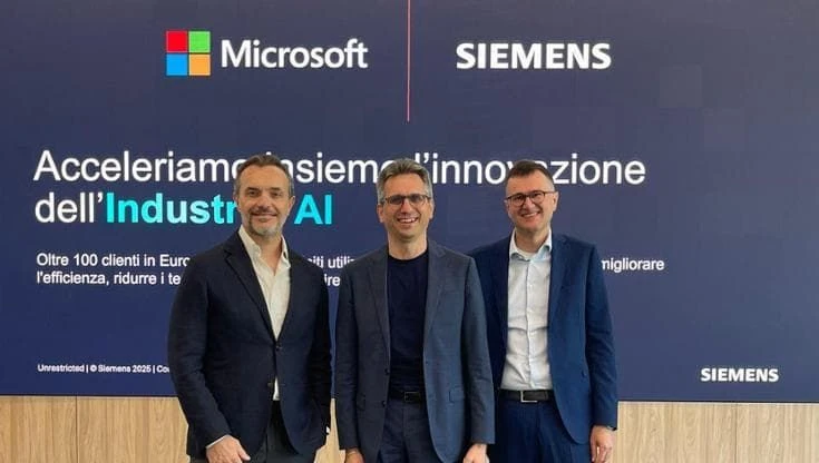 Siemens Industrial Copilot, l’IA generativa di Microsoft per l’industria