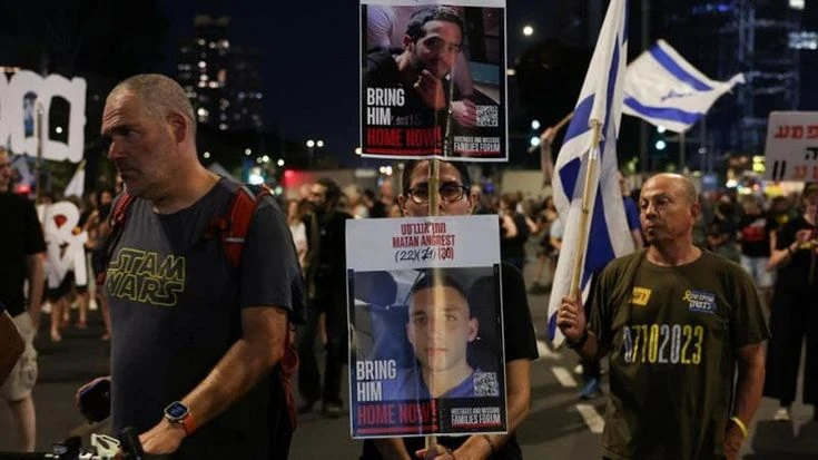 Israele - Gaza, le news sulla guerra. Smotrich: “Gaza muoia o si arrenda”. Manifestazioni in tutto il Paese per gli ostaggi