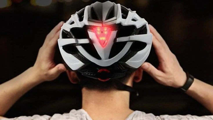 Tutti pazzi per l'e-bike: ecco le 10 cose da sapere
