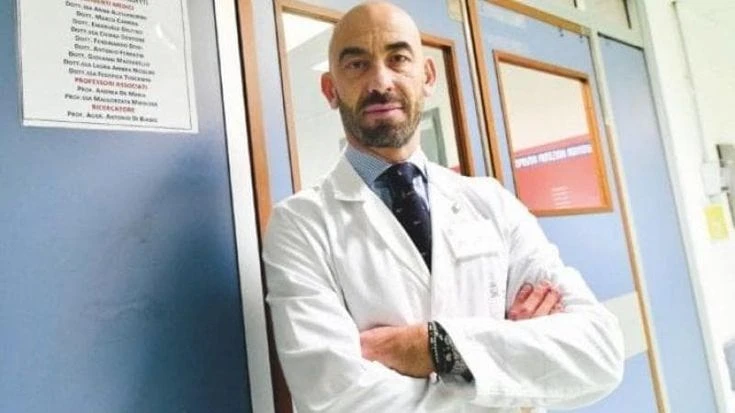 Dengue in Perù, l’appello di Bassetti: “Attenzione chi c’è stato”. E avverte: “Inevitabile un’epidemia di morbillo”