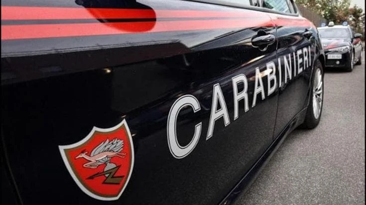 Pescara, donna uccisa dall’ex marito a colpi di pistola. Lui arrestato dopo essersi barricato in un bar