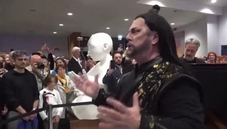 Festival Puccini, la pioggia non ferma Turandot: il terzo atto eseguito nel foyer del teatro