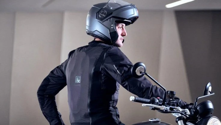 Airscud, l'aibag intelligente per la moto