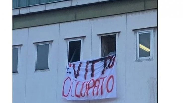Milano, il liceo Vittorini occupato dagli studenti: “La scuola è anche nostra, ascoltateci”