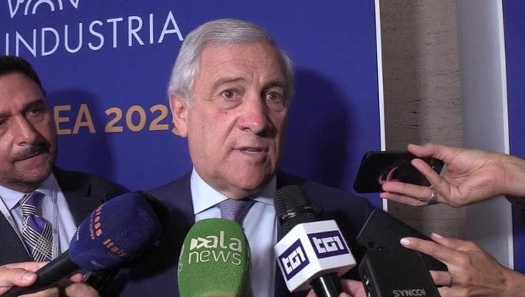 Ius Scholae, Tajani: 