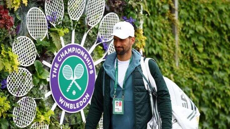 Djokovic si arrabbia a Wimbledon con il pubblico: cosa è successo