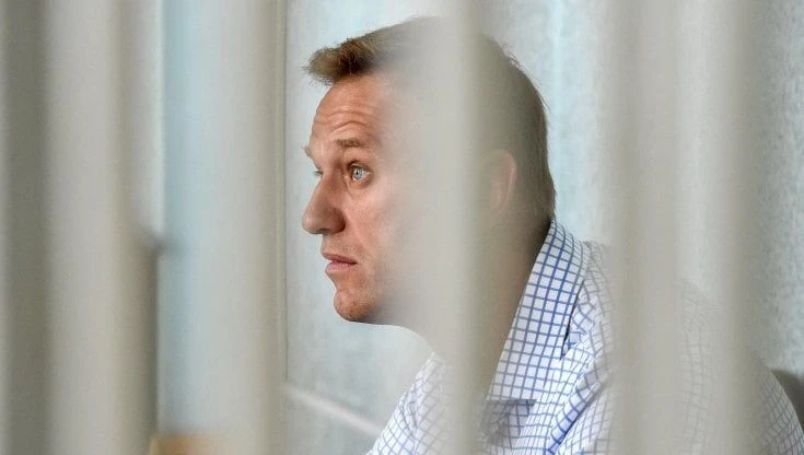 Lo staff di Navalnyj accusa: 