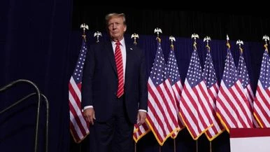 Attacco alla medicina: l’offensiva di Trump ai danni di ricerca pubblica e terapie scientifiche