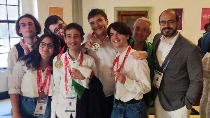 Olimpiadi internazionali di matematica: i ragazzi italiani vincono sei medaglie. E arrivano, come i giapponesi, al 14esimo posto