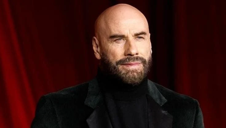 John Travolta, l’uomo delle seconde volte: da Tony Manero al debutto alla regia a Cannes