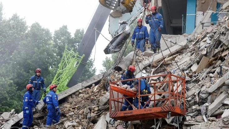 La notte più buia di Kiev: almeno 17 morti e più di 100 feriti in un violento attacco russo