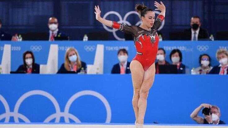 Vanessa Ferrari annuncia l’addio alla ginnastica: “È arrivato il momento di dire basta”