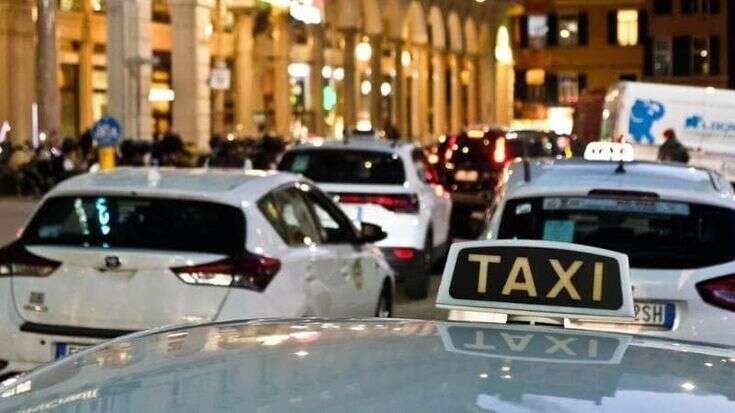 Taxi, a Milano mille nuove licenze dalla riforma del governo: ma i tassisti sono pronti allo sciopero