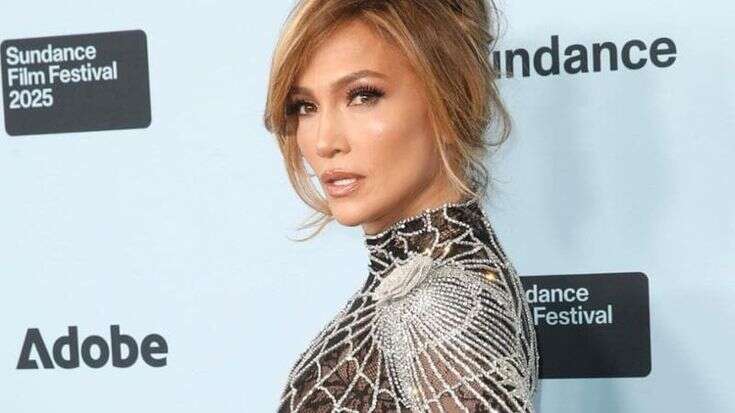 Jennifer Lopez donna ragno in lacrime al Sundance: “È tutta la vita che aspetto questo momento”