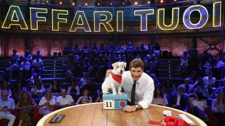 De Martino: “Anch’io vedo La ruota della fortuna. Sanremo? Per ora non è nei piani”