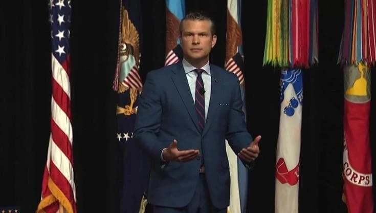 Hegseth attacca 'generali e ammiragli grassi' nel Pentagono