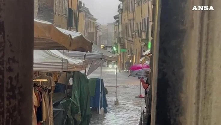 Nubifragio ad Arezzo, 