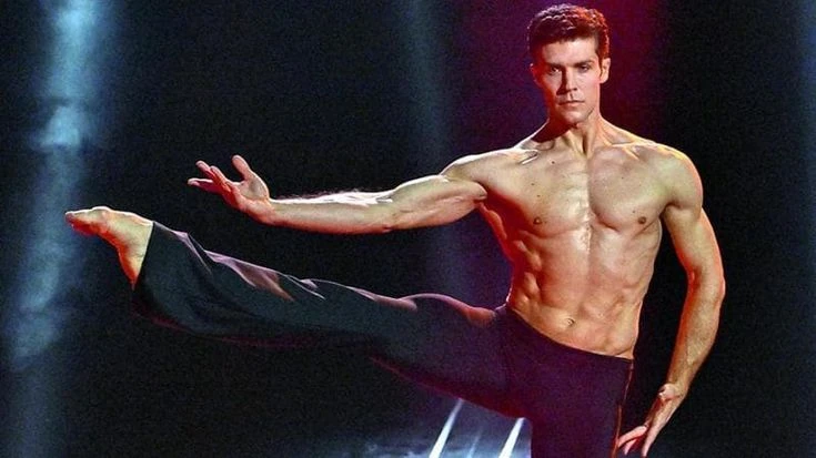 Carla Fracci e Bolle, quella capacità sublime di elevarsi con la danza