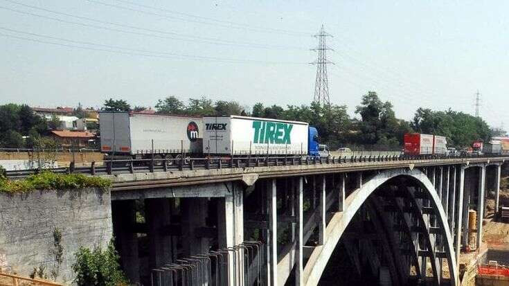 Operaio cade dal ponte della A4 sull’Adda mentre è a lavoro su un canale scolmatore: disperso