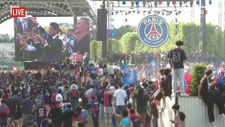 Champions, 100mila in piazza a Parigi per festeggiare il trionfo del Psg