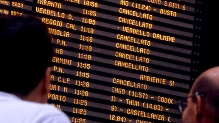 A Milano Centrale il 50% dei treni cancellato per sciopero. Regolare il servizio Trenord