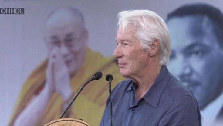 Il Dalai Lama compie 90 anni, Richard Gere: 