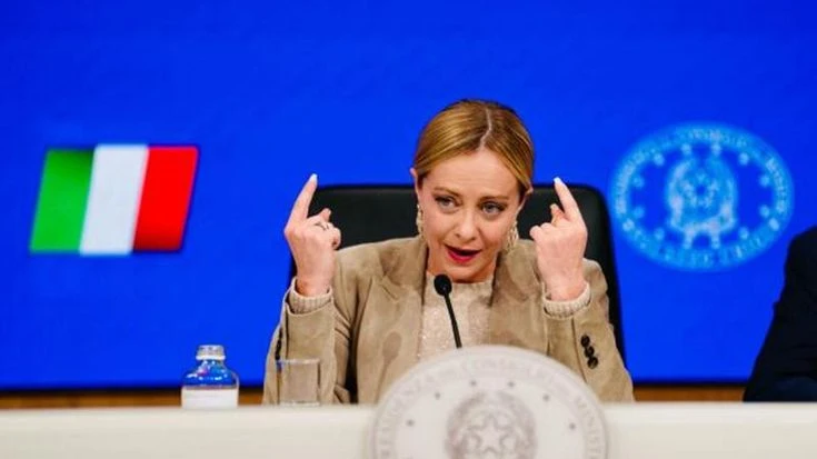 Video postato da Trump, arriva la precisazione di Palazzo Chigi. Ma l’opposizione: Meloni chiarisca
