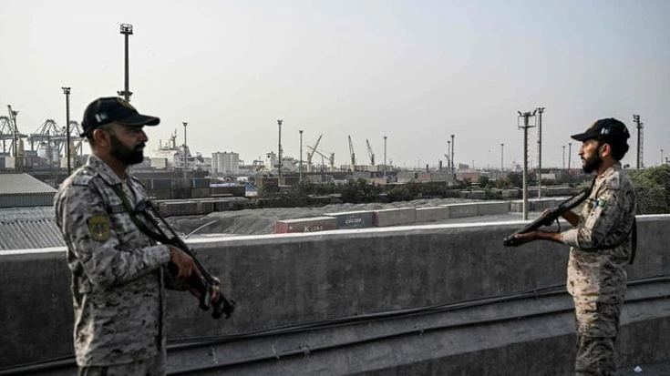 Guerra Pakistan - India, le news di oggi. Esercito Islamabad, attaccate tre basi aree