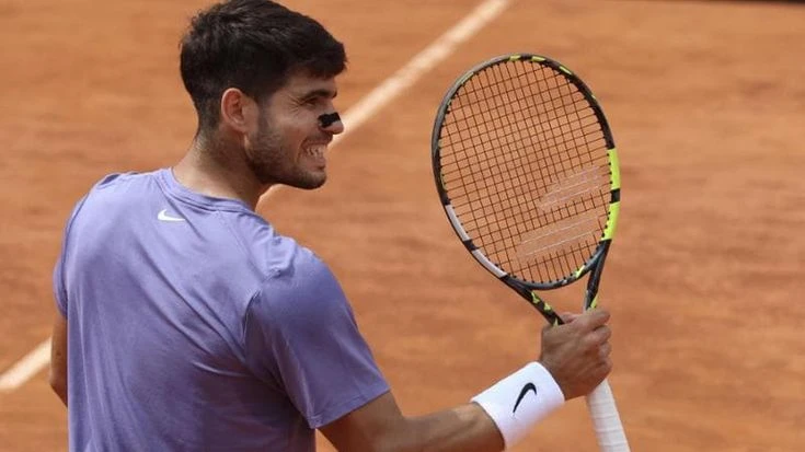 Sinner e Alcaraz, la sfida che tutti sognano: al Roland Garros potranno incontrarsi solo in finale