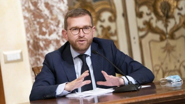 Pd, scontro tra Provenzano e Palazzo Chigi: “Via quei liberisti anti-spesa pubblica”