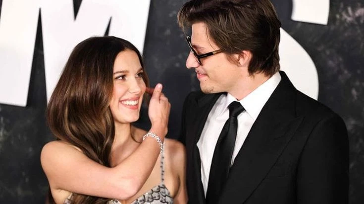 Millie Bobby Brown e Jake Bongiovi hanno adottato una bimba. Il post della star di “Stranger Things”