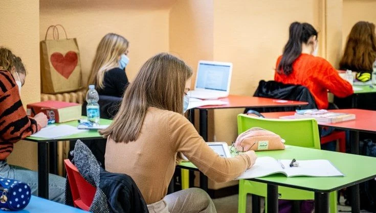 Apre il cantiere scuola il rientro in classe sarà al 100% ma resta il metro di distanza