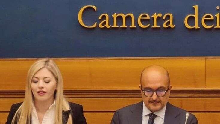 Report, Sangiuliano e la moglie presentano due esposti in procura: “Consegna audio è un illecito”