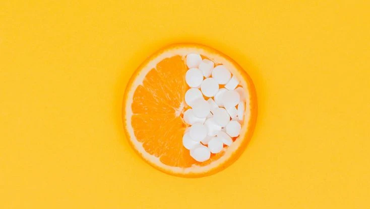 Integratori: le capsule che ci proteggono dal sole (e favoriscono l'abbronzatura)