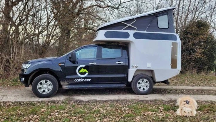 Cabineer, la cabina-camper in lino e sughero