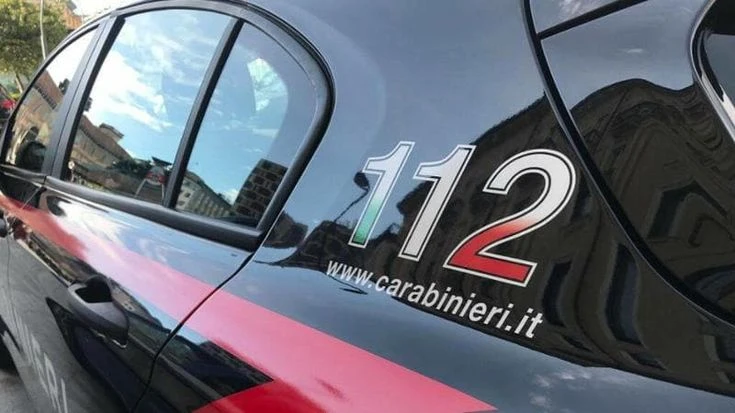 Accoltella la moglie e si spara con il fucile da caccia: omicidio-suicidio a Confienza, nel Pavese