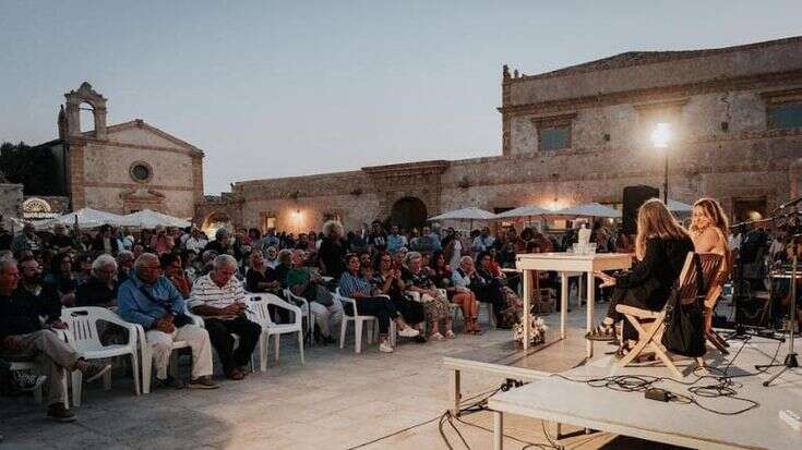 Auci, Buttafuoco, Calandrone e le Eterobasiche al Marzamemi Book Festival