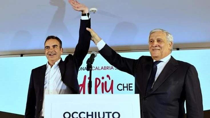 Sondaggi politici, il voto in Calabria spinge Forza Italia: contro-sorpasso sulla Lega
