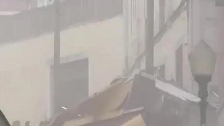 Lisbona, deraglia la storica funicolare Elevador da Glória: ci sono vittime