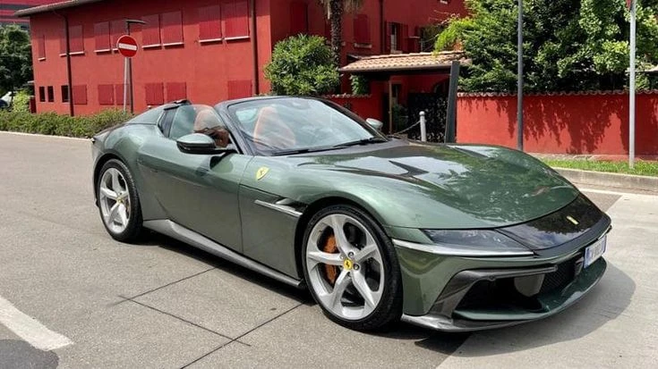Ferrari 12Cilindri Spider, un sogno a cielo aperto da 830 Cv. Come va
